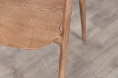 mulberry-dining-chair-weathered-oak-close-up